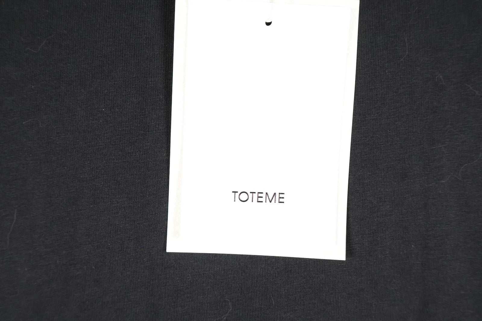 Toteme Women's Organic Cotton Curved Seam T-shirt (Black)