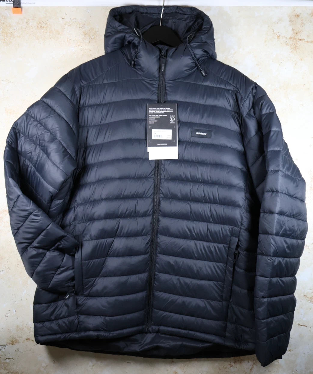 Finisterre Men's Insulated Hooded Nimbus Jacket (Black, XXL)
