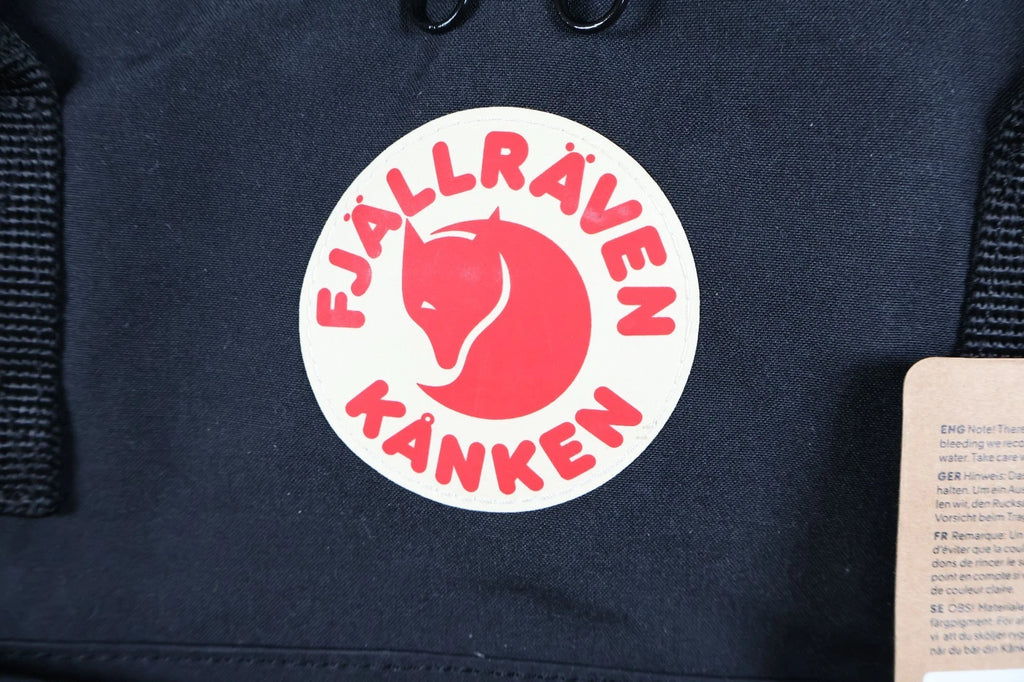 Fjallraven Unisex Kanken Weekender Bag (Black, 30L)