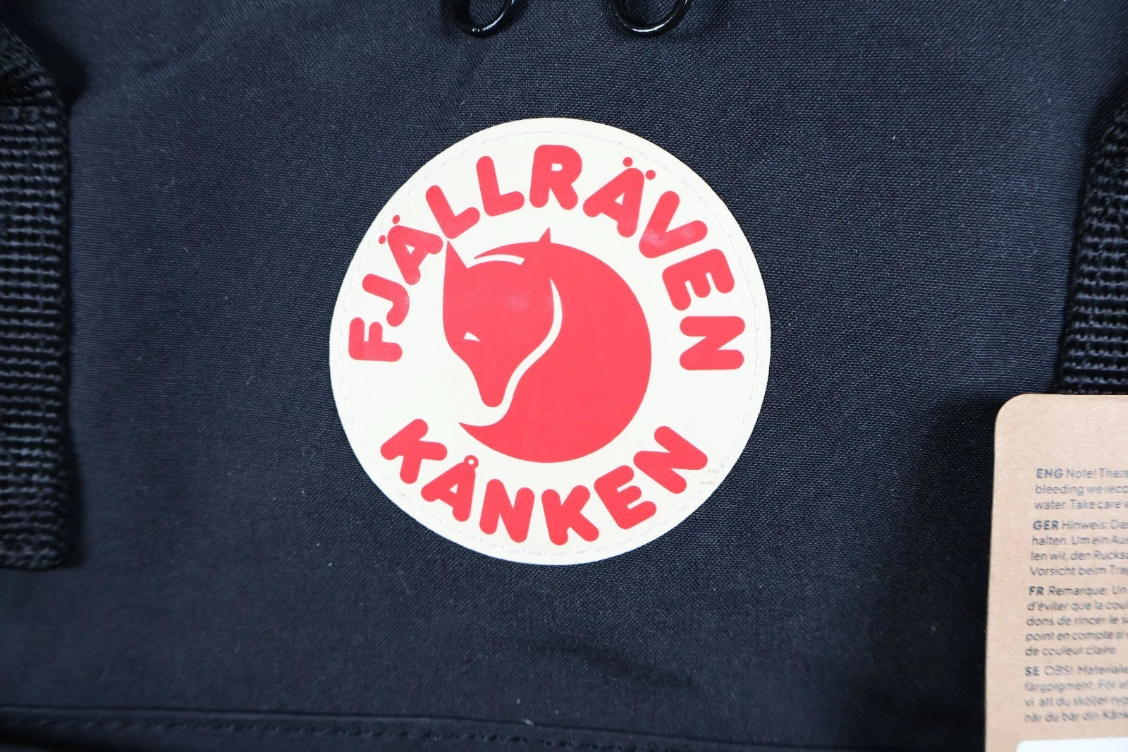 Fjallraven Unisex Kanken Weekender Bag (Black, 30L)