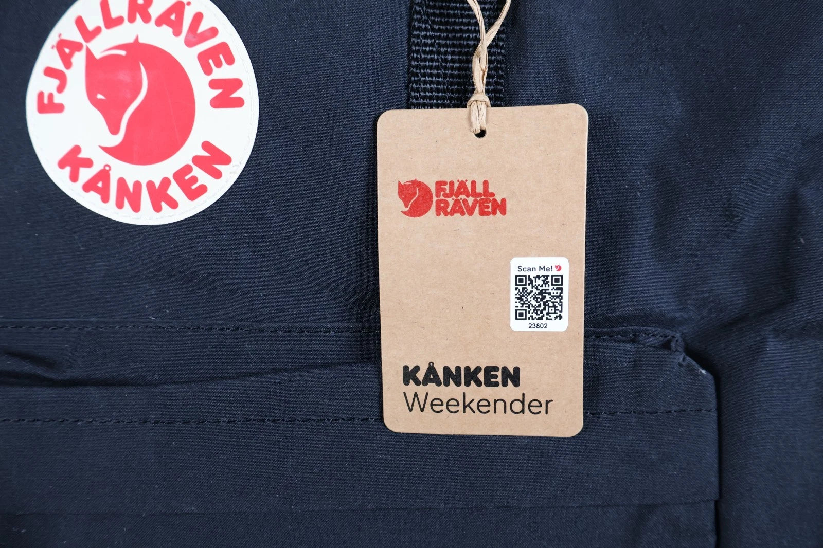 Fjallraven Unisex Kanken Weekender Bag (Black, 30L)
