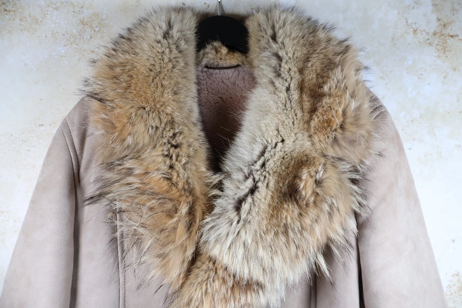 Women's Vintage Sheepskin Long Coat with Fur Collar