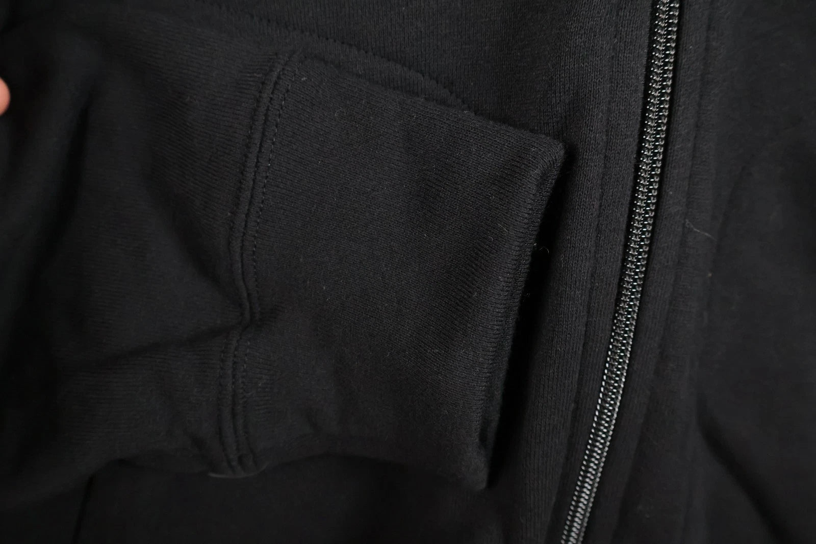 COMME des GARÇONS Play Full Zip Hoodie (Black, Medium)