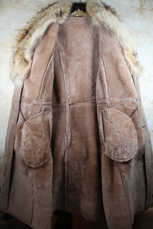 Women's Vintage Sheepskin Long Coat with Fur Collar